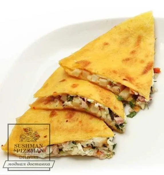 Кесадилья с копченой курочкой 